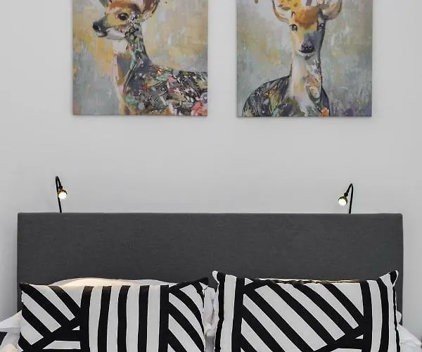 First By Renters Apartment *