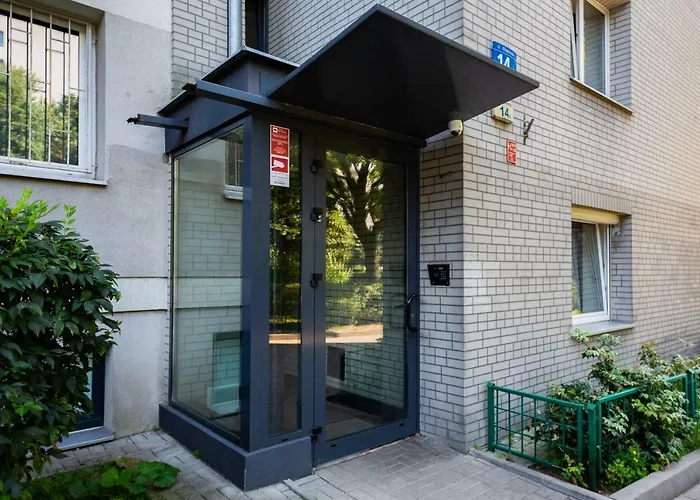 First By Renters * Warsaw