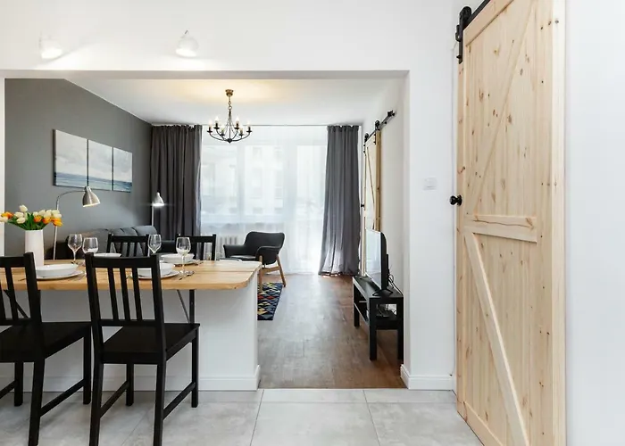 First By Renters Apartment *