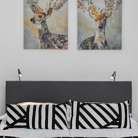 First By Renters Apartamento *