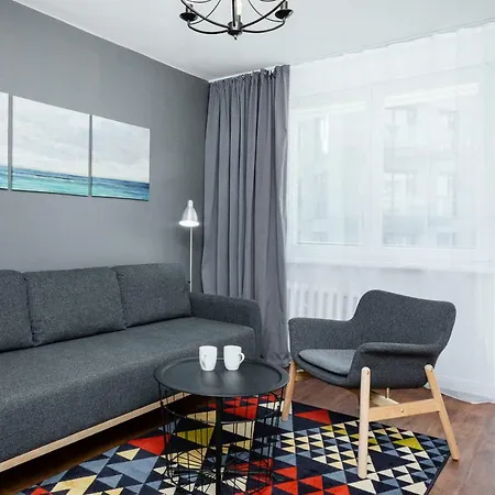 First By Renters Apartamento